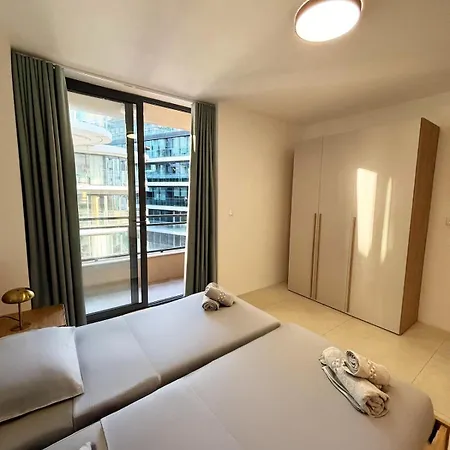 Paceville Glow 5 * Saint Julian's