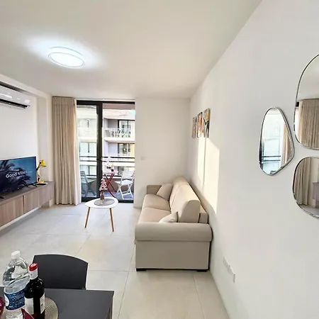 Lejlighed Paceville Glow 5 *