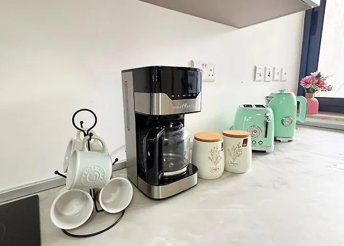 Paceville Glow One Daire Saint Julian's